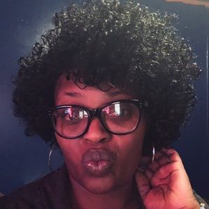 Meet your Posher, Rochelle